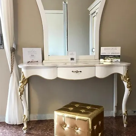 Baronia Luxury Bed & Breakfast *