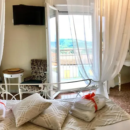 Couette-café Baronia Luxury *